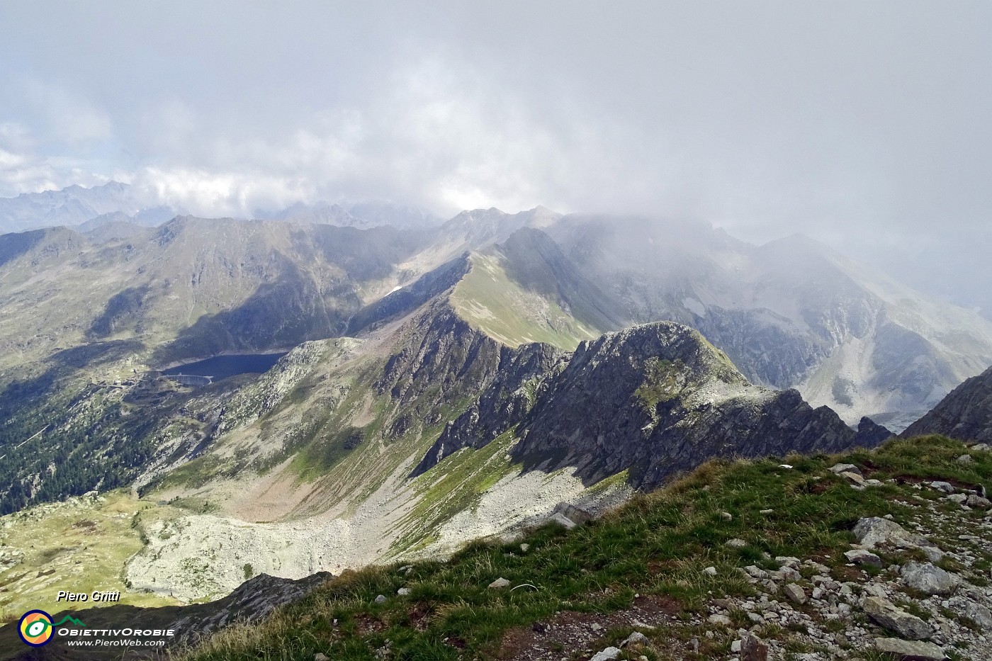 50 Scorcio verso Passo Lago di Publino e Pizzo Zerna.JPG -                                